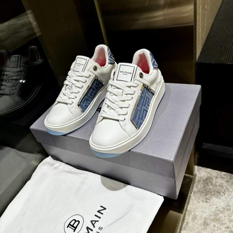 Picture of Versace Shoes _SKUVersacesz35-40NW100120431